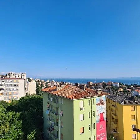 Urbana - Dvije Spavace Sobe - Blizu Centra - Brzi Internet *