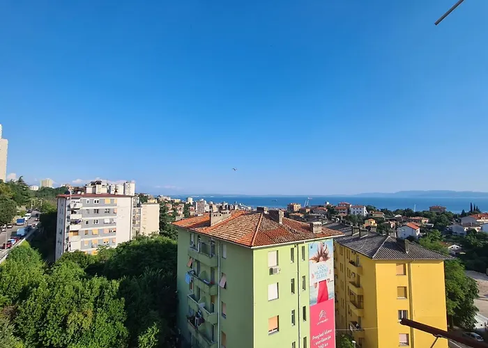 Urbana - Dvije Spavace Sobe - Blizu Centra - Brzi Internet *