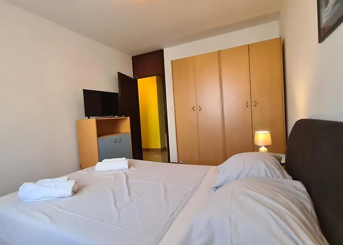 Daire Urbana - Dvije Spavace Sobe - Blizu Centra - Brzi Internet Rijeka